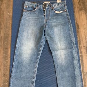 Levi’s wedgies straight leg size 30